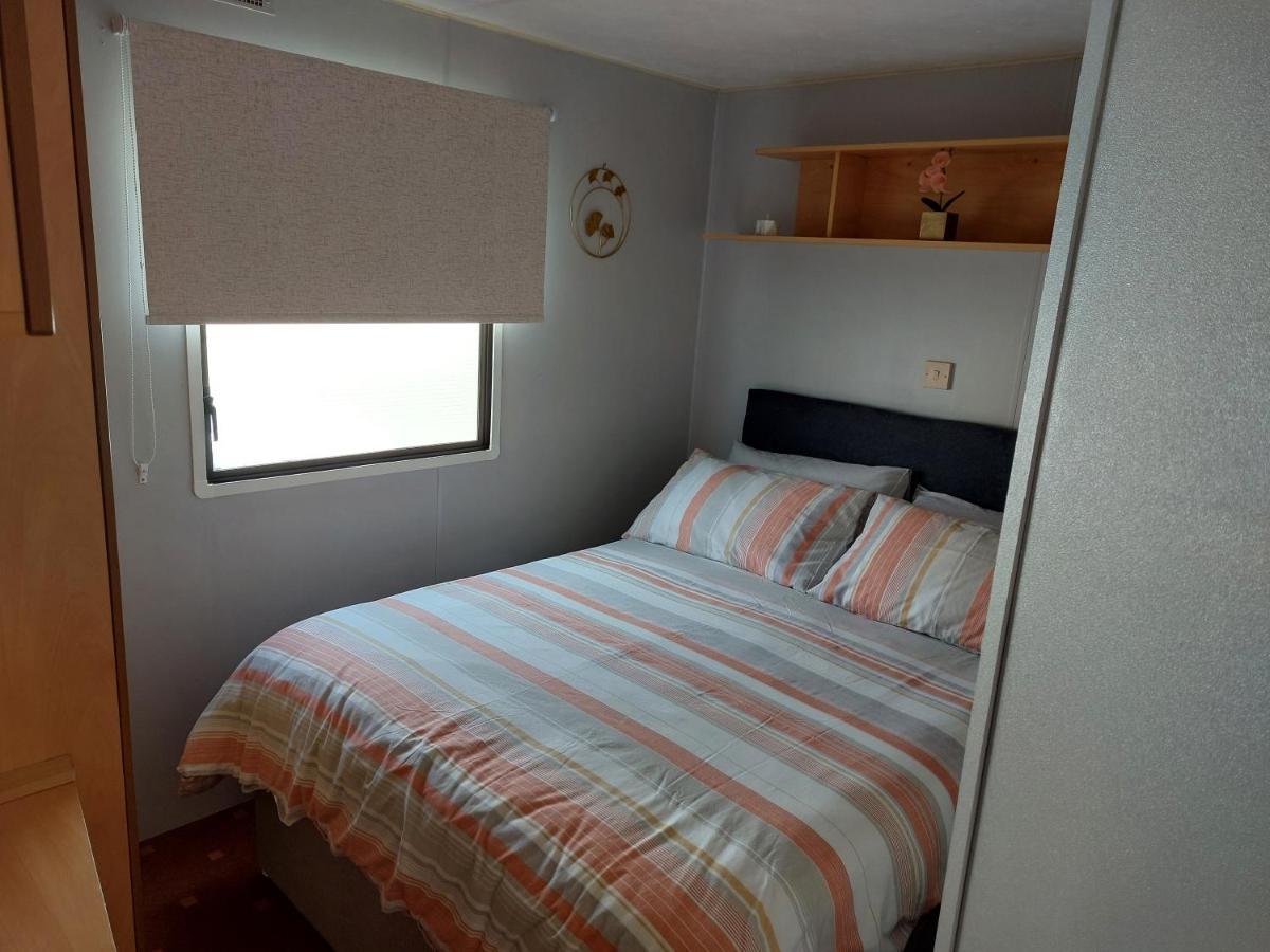 Above & Beyond Caravans Rhyl Exterior foto